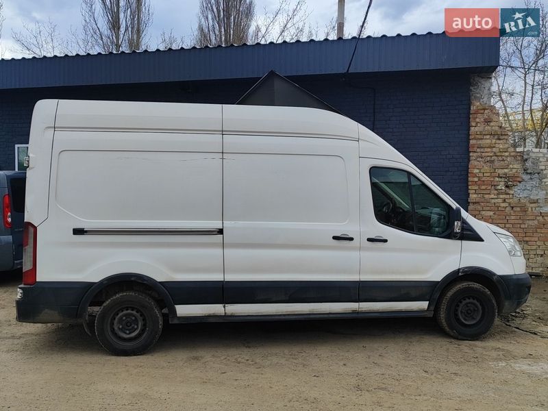Вантажний фургон Ford Transit 2016 в Києві