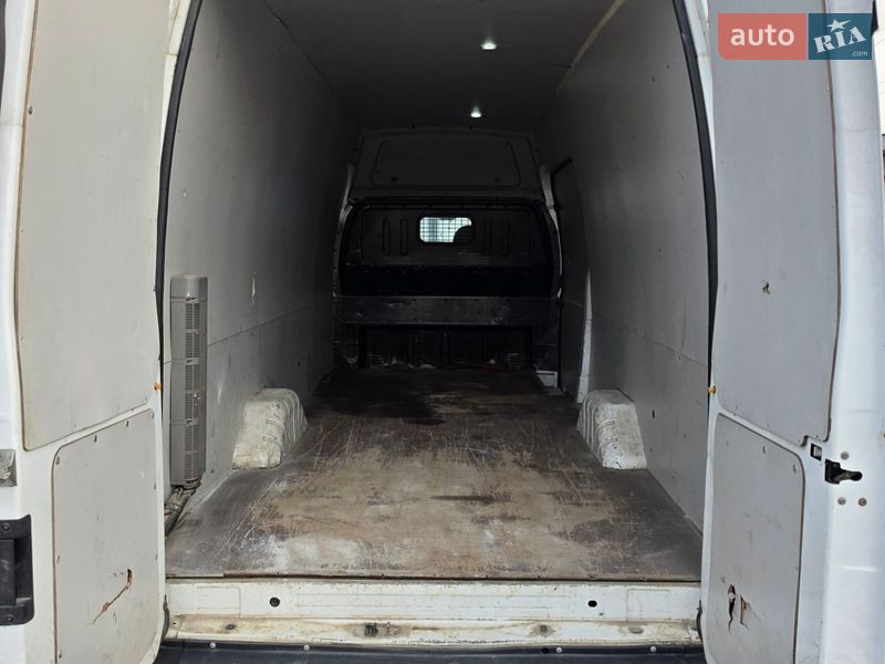 Грузовой фургон Ford Transit 2012 в Киеве