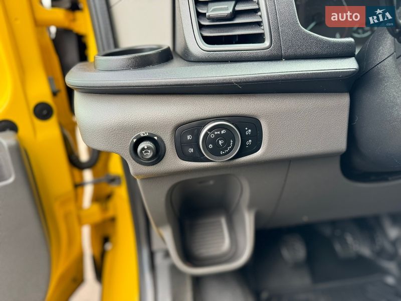 Грузовой фургон Ford Transit 2021 в Киеве