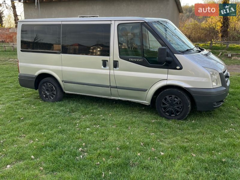Мінівен Ford Transit 2007 в Виноградові