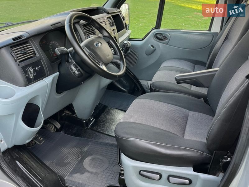 Мінівен Ford Transit 2007 в Виноградові