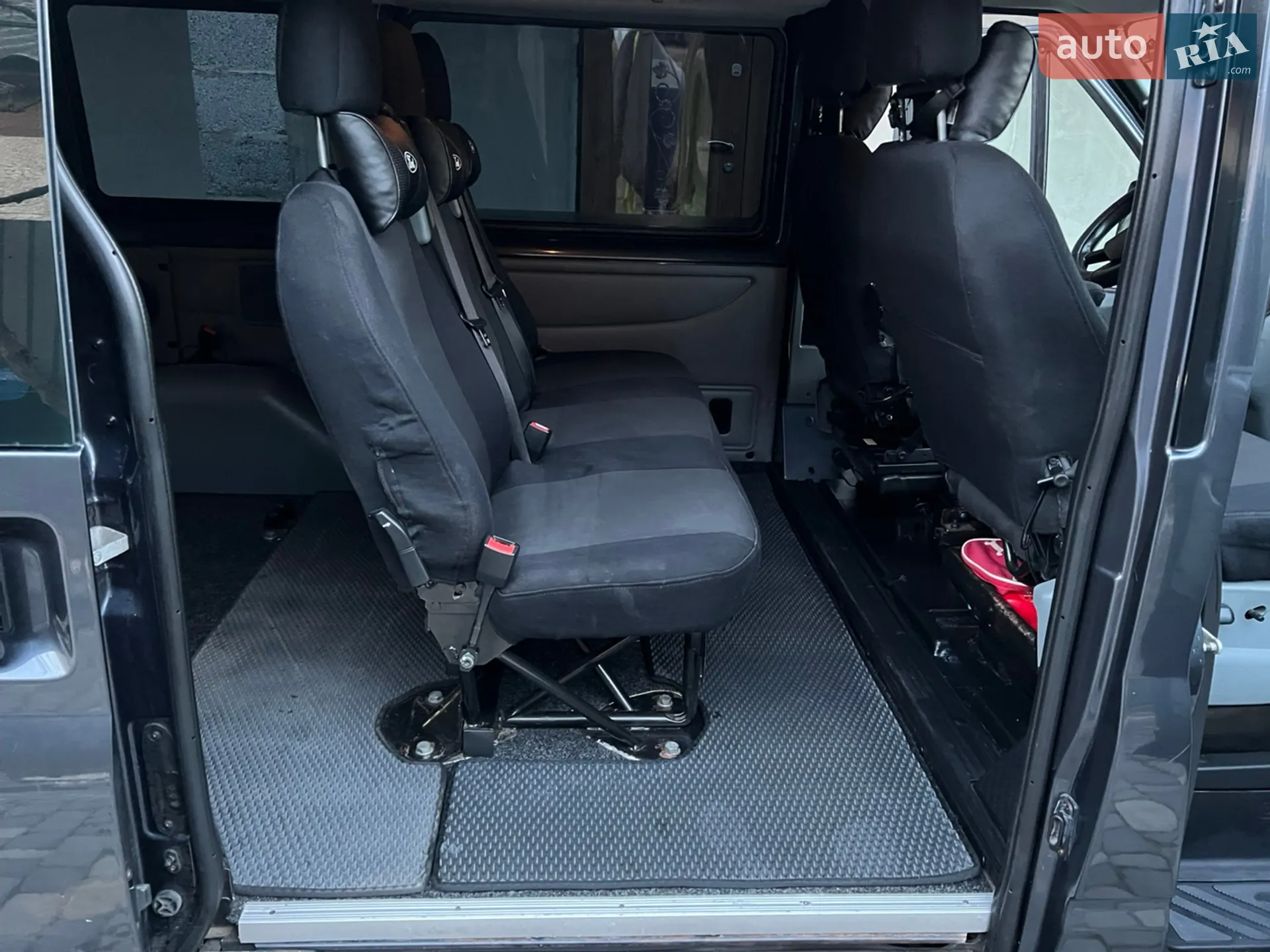 2010 Ford Transit Connect - мініатюра 36