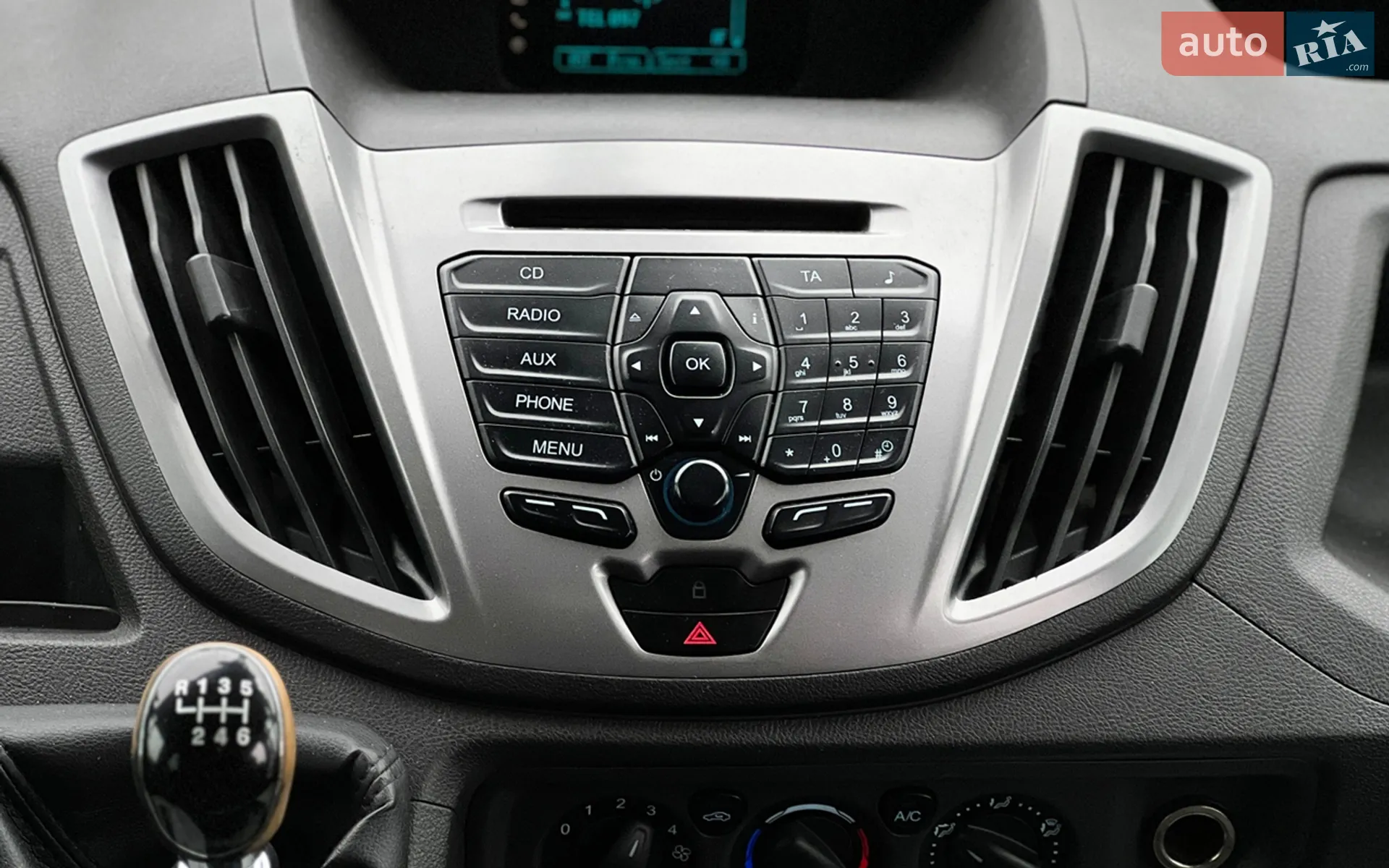 2015 Ford Transit Connect - мініатюра 17