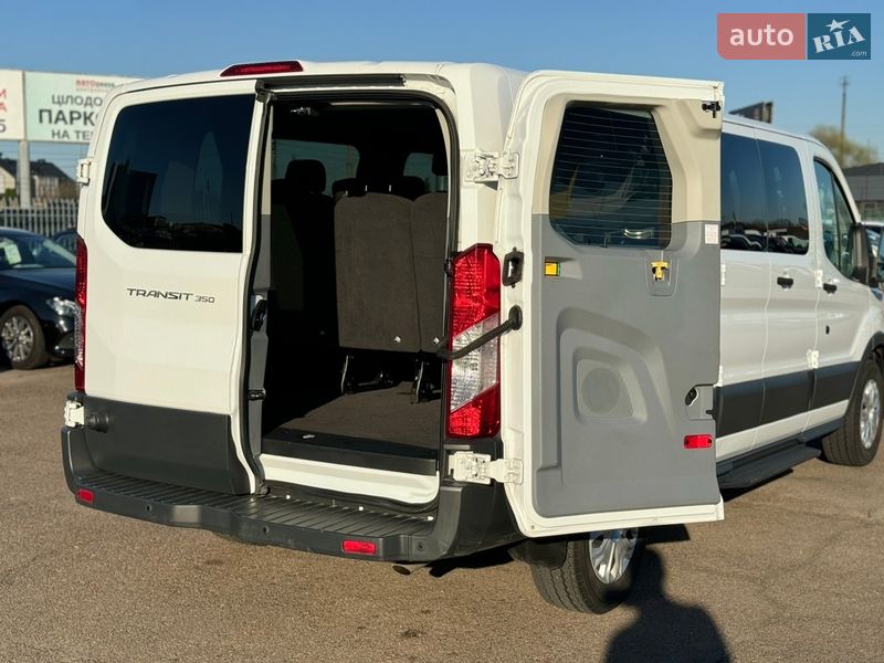 Городской автобус Ford Transit 2017 в Киеве
