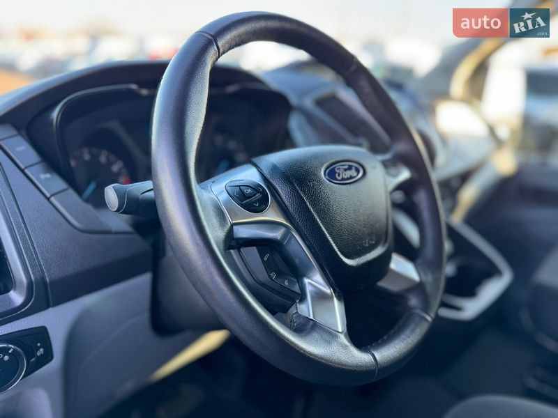 Городской автобус Ford Transit 2017 в Киеве