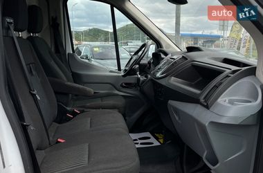 Вантажний фургон Ford Transit 2019 в Мукачевому