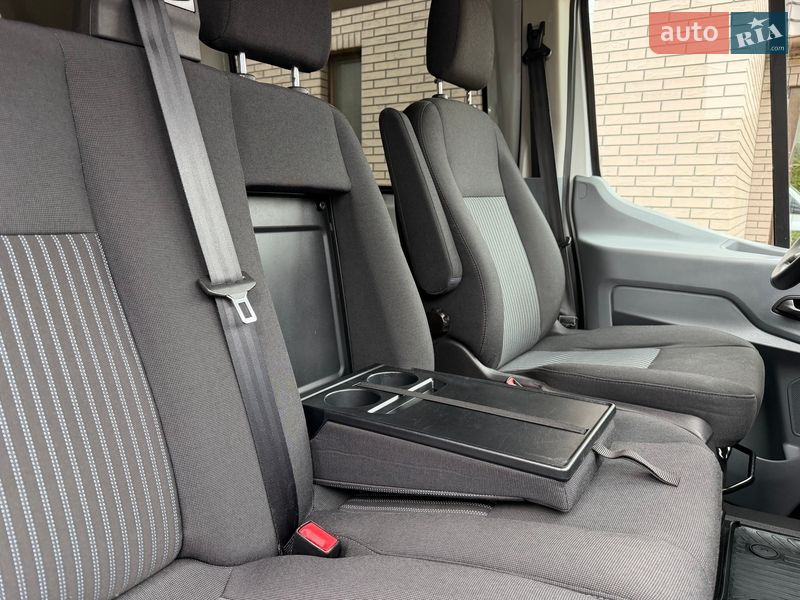 Минивэн Ford Transit 2017 в Радивилове