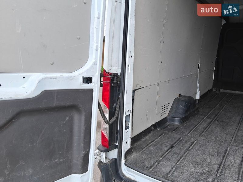 Мікроавтобус вантажний (до 3,5т) Ford Transit 2022 в Полтаві