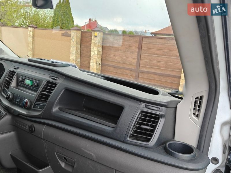 Мікроавтобус вантажний (до 3,5т) Ford Transit 2022 в Полтаві