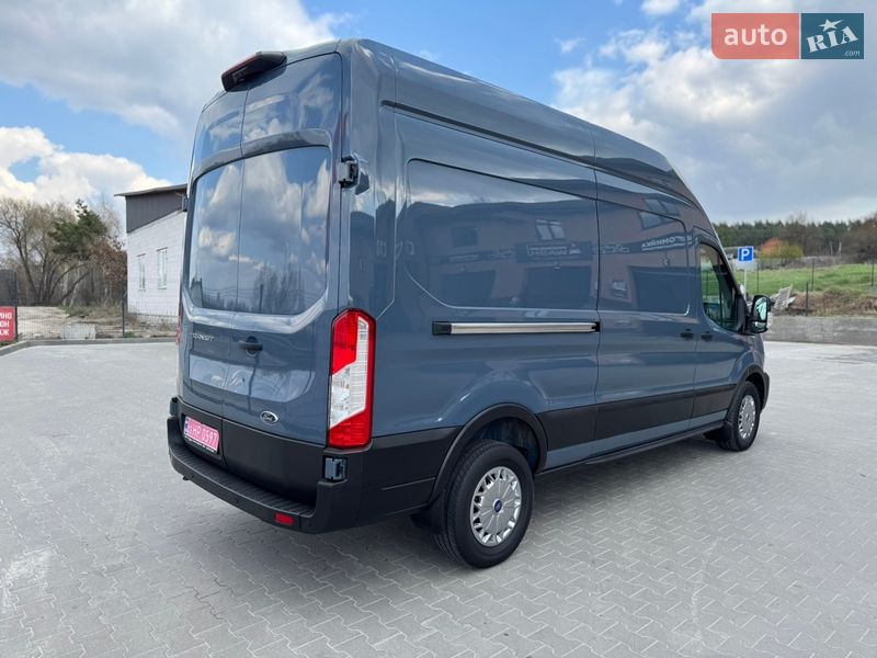 Вантажний фургон Ford Transit 2020 в Бучі