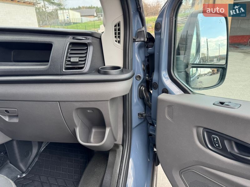 Вантажний фургон Ford Transit 2020 в Бучі
