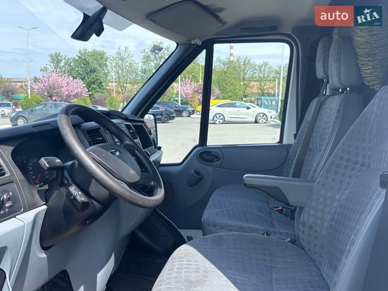 Вантажний фургон Ford Transit 2012 в Ужгороді фото 9 Вантажний фургон Ford Transit 2012 в Ужгороді