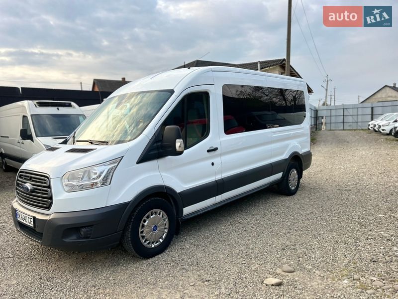 Микроавтобус Ford Transit 2015 в Хусте