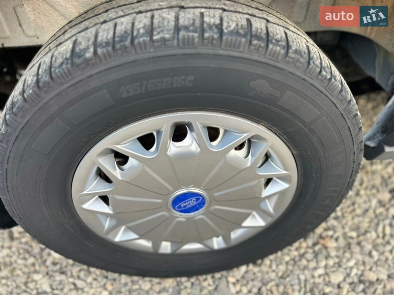 Микроавтобус Ford Transit 2015 в Хусте