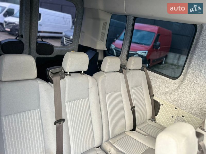 Микроавтобус Ford Transit 2015 в Хусте