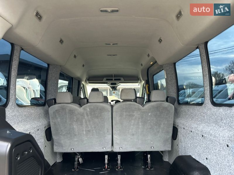 Микроавтобус Ford Transit 2015 в Хусте