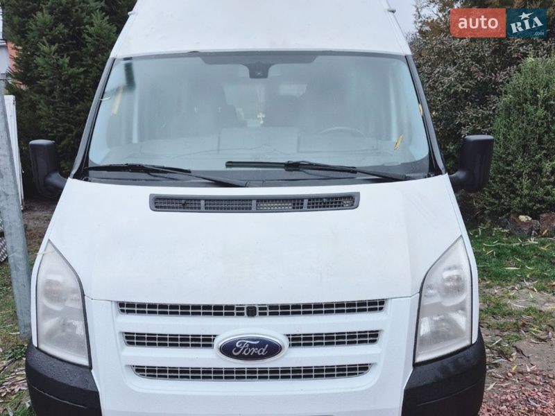 Ford Transit 2012