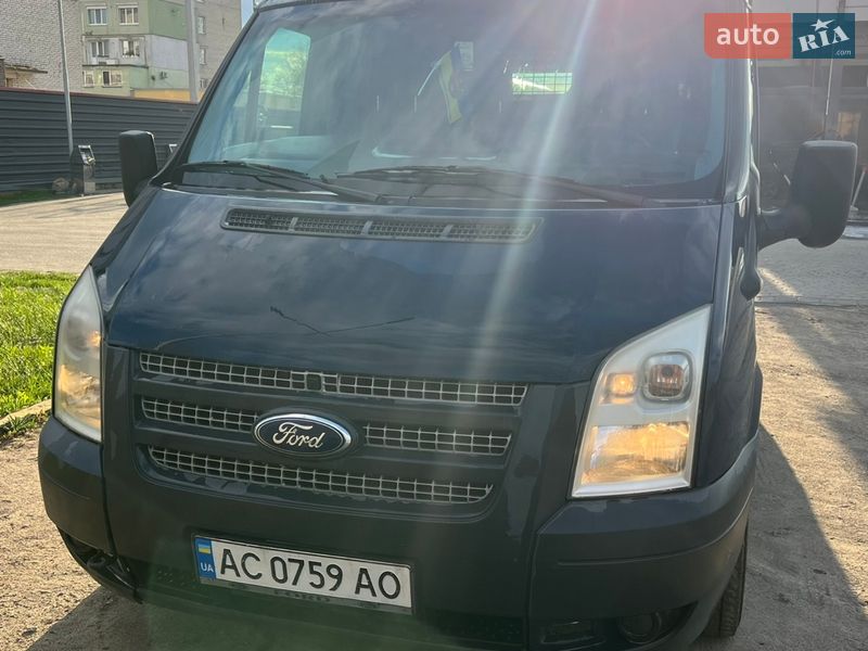 Ford Transit 2012