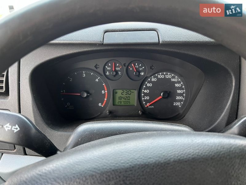 Грузовой фургон Ford Transit 2012 в Маневичах