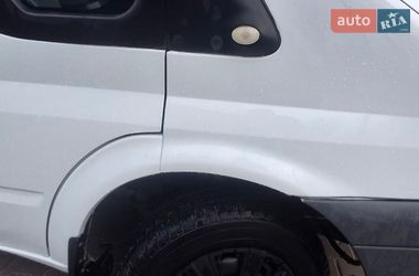 Вантажний фургон Ford Transit 2011 в Ставищі
