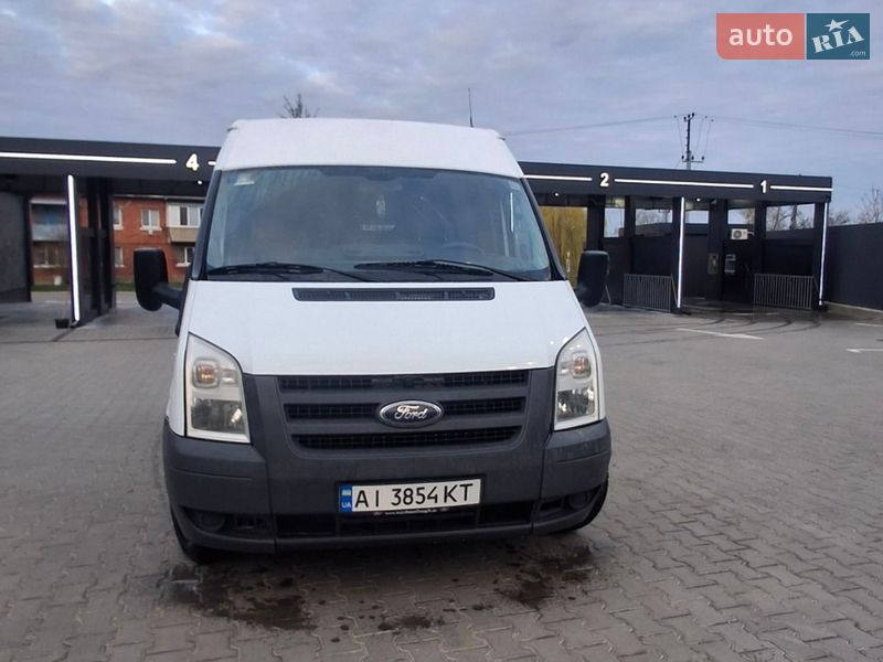 Вантажний фургон Ford Transit 2011 в Ставищі