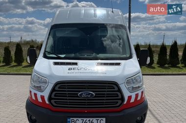 Вантажний фургон Ford Transit 2017 в Львові