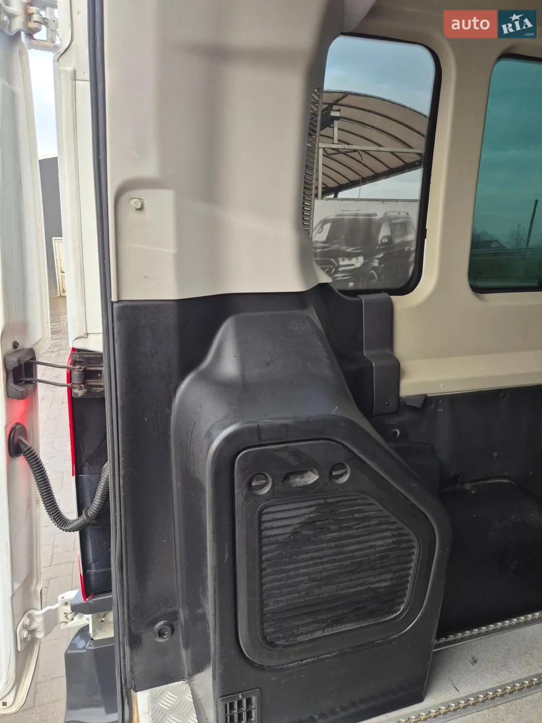 2015 Ford Transit Connect - мініатюра 17