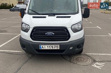 Грузовой фургон Ford Transit 2017 в Киеве