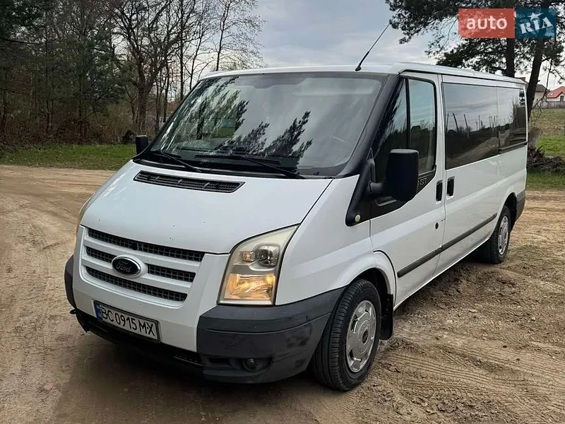 Ford Transit 2011