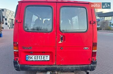 Грузопассажирский фургон Ford Transit 1999 в Сарнах