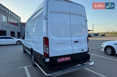 Грузовой фургон Ford Transit 2023 в Ирпене