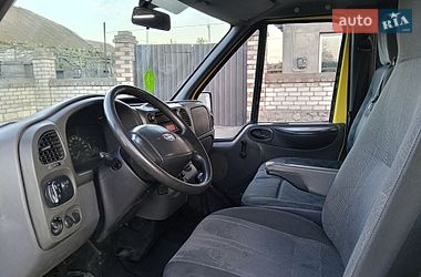Вантажопасажирський фургон Ford Transit 2002 в Миколаєві