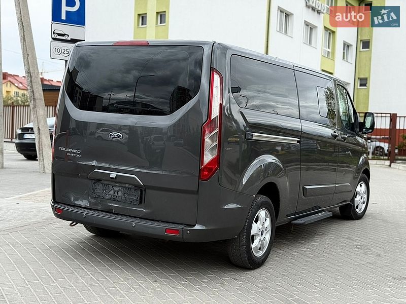 Минивэн Ford Transit 2016 в Львове