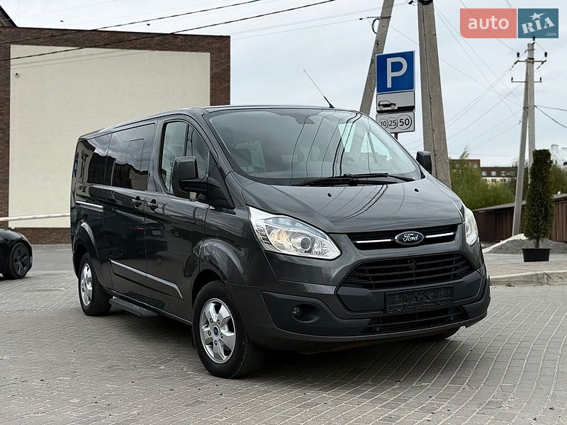 Минивэн Ford Transit 2016 в Львове
