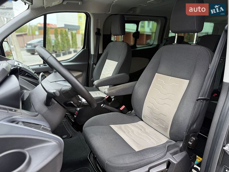 Минивэн Ford Transit 2016 в Львове