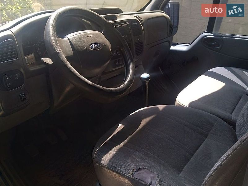 Грузопассажирский фургон Ford Transit 2003 в Харькове