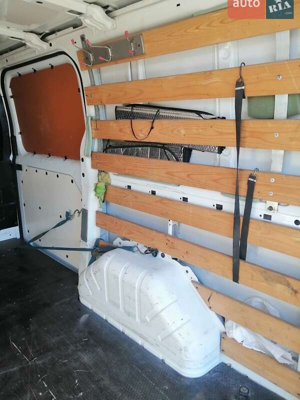 Грузовой фургон Ford Transit 2012 в Гостомеле