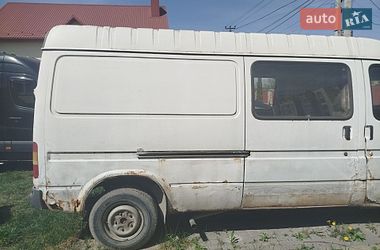 Грузовой фургон Ford Transit 1993 в Тернополе