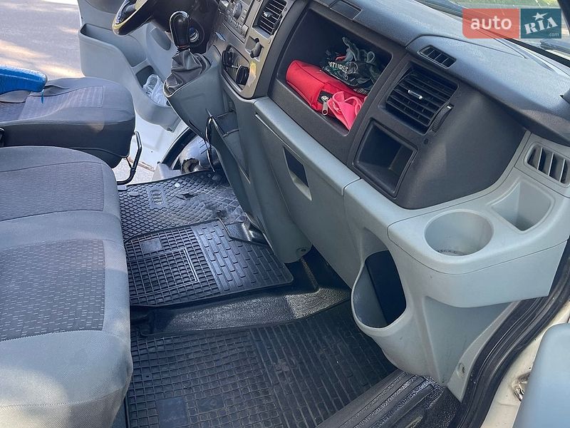 Вантажний фургон Ford Transit 2008 в Києві