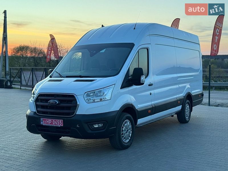 Вантажний фургон Ford Transit 2021 в Бучі