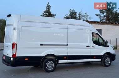 Вантажний фургон Ford Transit 2021 в Бучі