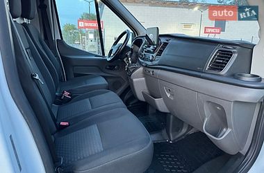 Вантажний фургон Ford Transit 2021 в Бучі