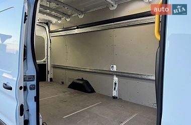 Вантажний фургон Ford Transit 2021 в Бучі