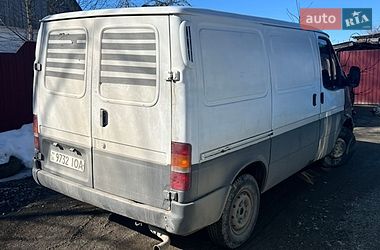 Вантажний фургон Ford Transit 2000 в Житомирі