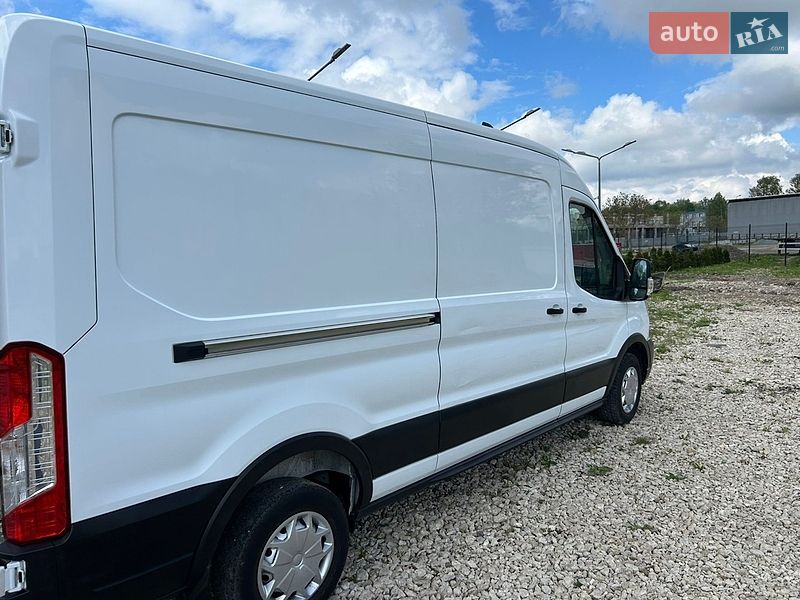 Грузовой фургон Ford Transit 2022 в Тернополе