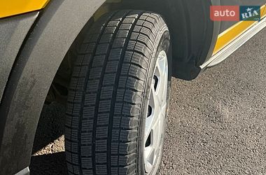 Вантажний фургон Ford Transit 2021 в Рівному