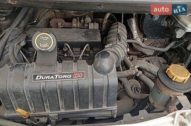 Грузовой фургон Ford Transit 2000 в Львове