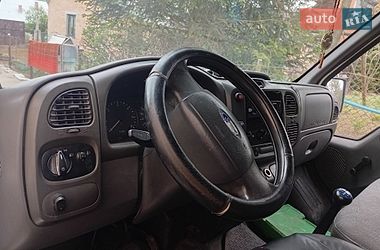 Грузовой фургон Ford Transit 2000 в Львове
