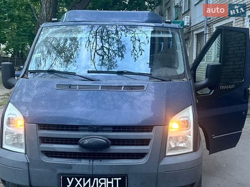 Вантажний фургон Ford Transit 2008 в Миколаєві