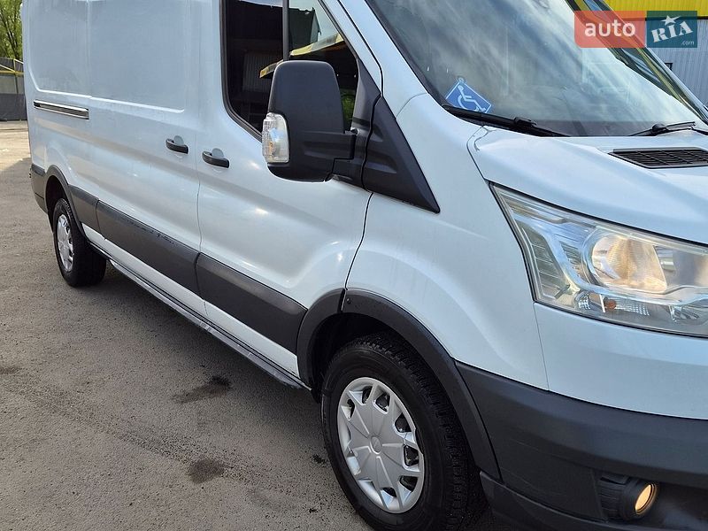 Вантажний фургон Ford Transit 2017 в Харкові